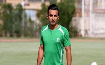 محمد شادکام در صدد جدایی از رایکا