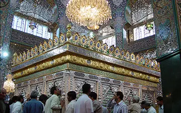 مراسم غبارروبی در حرم حضرت زینب (س) + فیلم