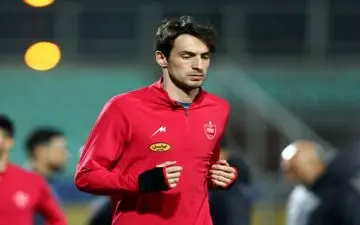 گولسیانی به تیم های لیگ برتری پیام فرستاد؛ من آماده ام