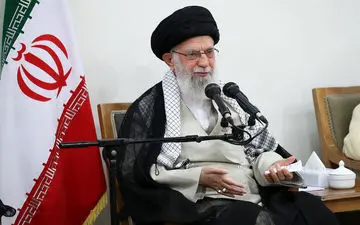 دیدار مسئولان نظام و میهمانان کنفرانس وحدت اسلامی‌ با رهبر انقلاب