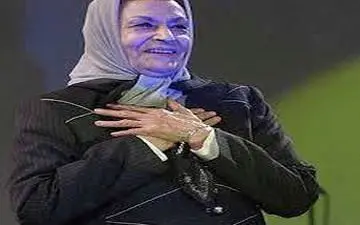 کیک جالب جشن تولد۹۰ سالگی  بانو ژاله علو (عکس)