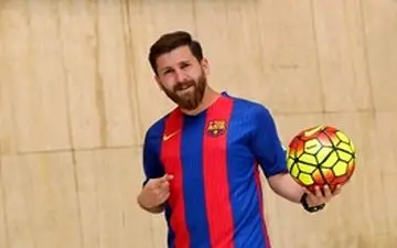 رضا پرستش(بدل مسی) در روسیه+فیلم