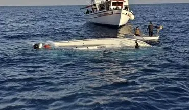 واژگونی مرگبار قایق مهاجران در آبهای یونان
