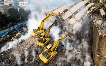 فرو ریختن ساختمان پلاسکو نمادی از ناکارآمدی ها وقصور بود 