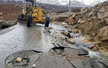  مسیرها و پل های آسیب دیده در استان کرمانشاه را مرمت می کنیم