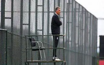 نظارت عجیب کی‌روش در تمرین تیم ملی! + عکس