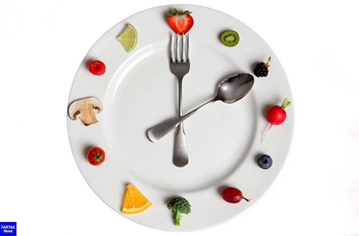 چه ساعاتی غذا بخوریم تا زودتر وزن کم کنیم؟