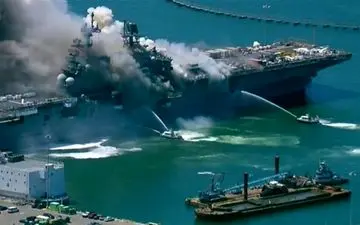 تعداد مجروحان حادثه آتش‌سوزی در ناو آمریکایی به ۵۷ نفر رسید