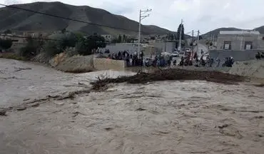 سیل برخی از راه‌های روستایی شیروان را با مرکز شهرستان قطع کرد