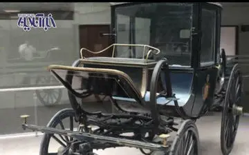 کالسکه و زین‌های سلطنتی قاجار و پهلوی که در انبار خاک می‌خوردند