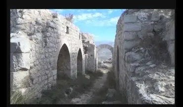 معرفی یکی دیگر از قلعه های تاریخی سوریه در مستندی از شبکه العالم