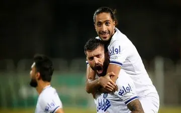 استقلال از این انتقال بزرگ سود برد 