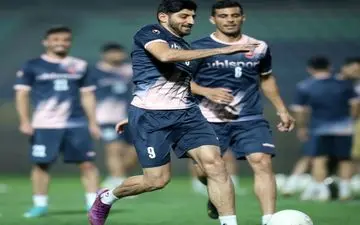 سرمربی پرسپولیس تغییر عقیده داد؟