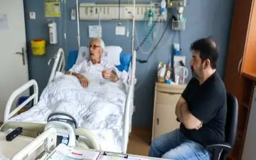 جمشید مشایخی همچنان در بیمارستان