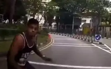 اخاذی عجیب مرد جوان از رانندگان! +فیلم