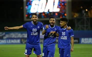 شانس بالای رضاوند برای حضور در ترکیب اصلی استقلال