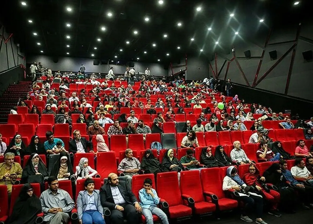 شناور شدن بلیت سینما در کرمانشاه