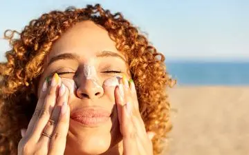 با سبک‌ترین ضد آفتاب‌ها آشنا شوید؛ فلوئیدهایی برای تنفس راحت پوست!