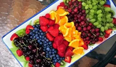 میوه را باید قبل از غذا بخوریم؟