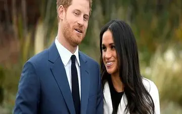 اقدام جالب عروس سلطنتی و همسرش با هدایای عروسی + عکس