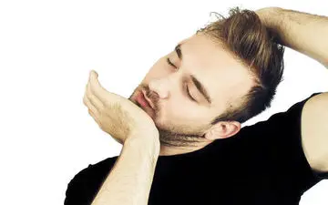 شکستن قولنج | به این دلایل هرگز قلنج خود را نشکنید