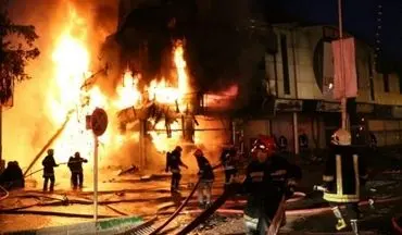 بازار امام ایذه در آتش سوخت/سرایت آتش به خیابان های مجاور
