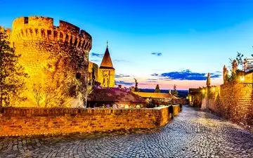 ۲۰ جاذبه معروف صربستان