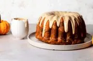 طرز تهیه کیک کدو حلوایی خانگی / دستور مجلسی با بافت لطیف