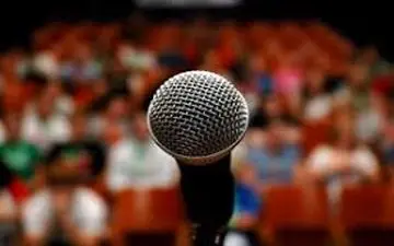 اتفاقی عجیب  و دیدنی در سخنرانی واعظ معروف + فیلم