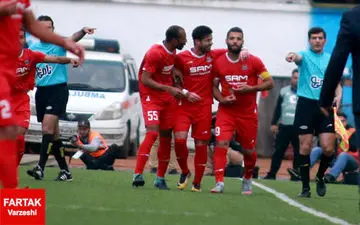 تحقق رویاهای هواداران تیفوسی با سرمربی مشهور استقلالی