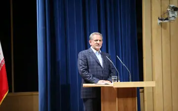 همه باید مقابل ملت پاسخگو باشند