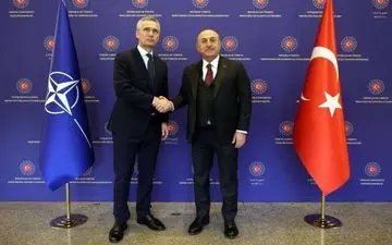 
استولتنبرگ: به شدت سوزاندن قرآن را محکوم می‌کنم/ زمان پیوستن سوئد و فنلاند به ناتو رسیده است
