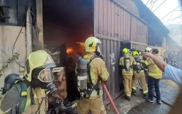 آتش سوزی در ساختمان اصناف بهشهر 