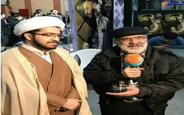 عکس/ آقای بازیگر در کنار فرزند روحانی اش