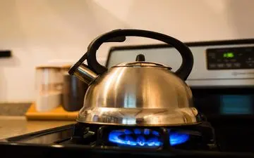 قاتل پنهان در آشپزخانه: اجاق گاز، عامل اصلی سرطان ریه و دیابت!