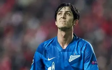 آزمون از کسب جایزه بهترین بازیکن ماه زنیت بازماند+عکس