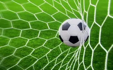 خیانت عجیب ستاره فوتبال به همسرش + تصاویر