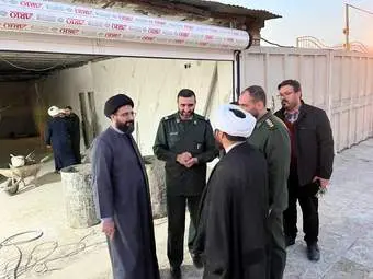 نشست مشترک فرمانده سپاه و رئیس اوقاف شهرستان قدس در امامزاده حضرتین