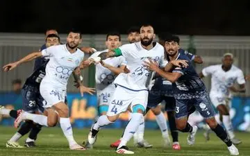  تساوی استقلال و چادرملو در ۴۵ دقیقه نخست 