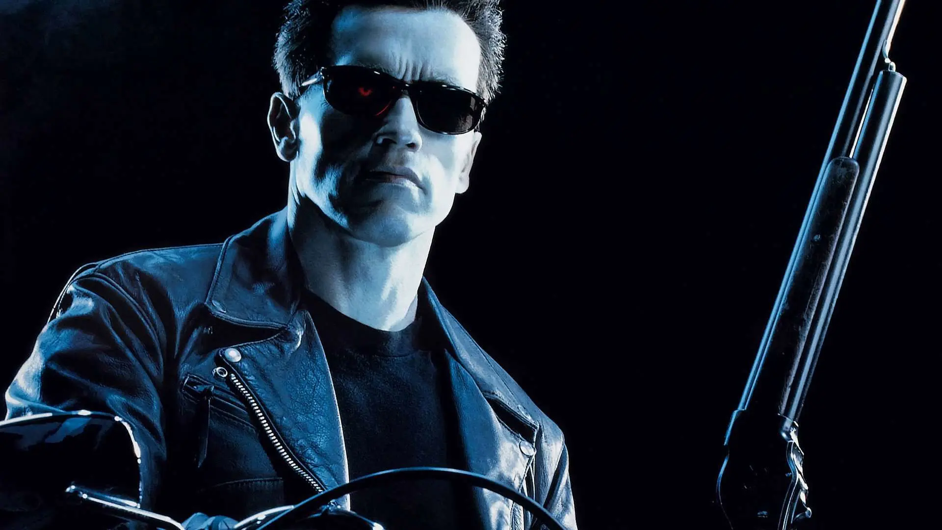 آرنولد شوارتزنگر سوار بر موتور خود در فیلم terminator 2: judgment day