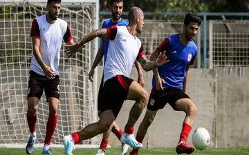 بازگشت ملی‌پوشان به تیم تراکتور/تمرین سبک مهاجم فرانسوی