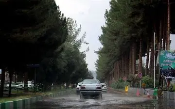  بارش باران در جاده‌های ۹ استان