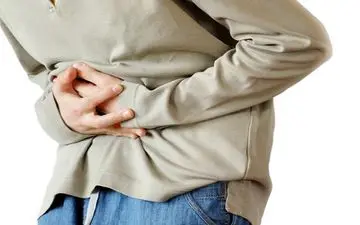 ۸ پیامد نگه داشتن ادرار