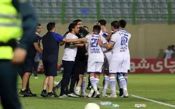 استقلال مذاکره با سینک را تکذیب کرد