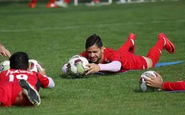 عکس ؛ حضور کامیابی نیا در مراسم عزاداری امام حسین ( ع )