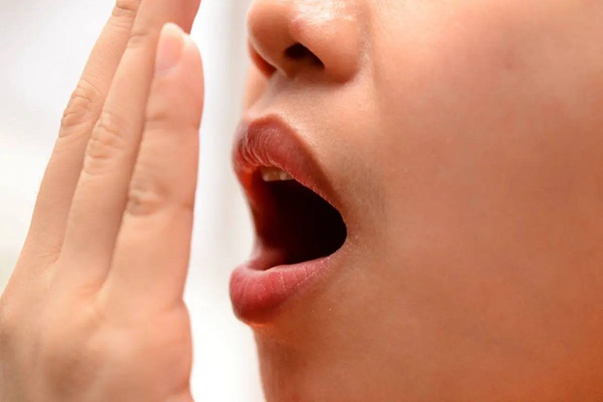 بدبویی دهان در هنگام صبح| چرا دهان هنگام صبح بد بو است؟