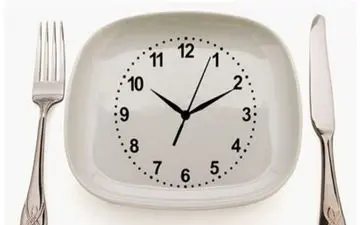 پیشگیری از سرطان با خوردن زود هنگام شام