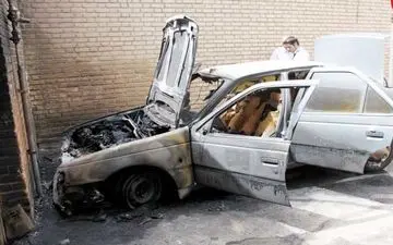 نقشه شوم برادر زن برای شوهر خواهر پولدار اصفهانی / پسر سوختن پدر در آتش را نگاه کرد و ... 