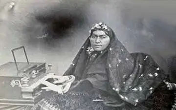 پشت پرده چاقی و سیبیل زنان قاجار بالاخره فاش شد|چرا زنان قاجار سیبیل داشتند؟
