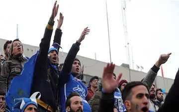 هجوم سنگین هواداران به مسئول شکست استقلال در نقل‌و‌انتقالات!